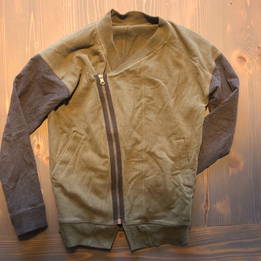 Lululemon Fly Sweatshirt
